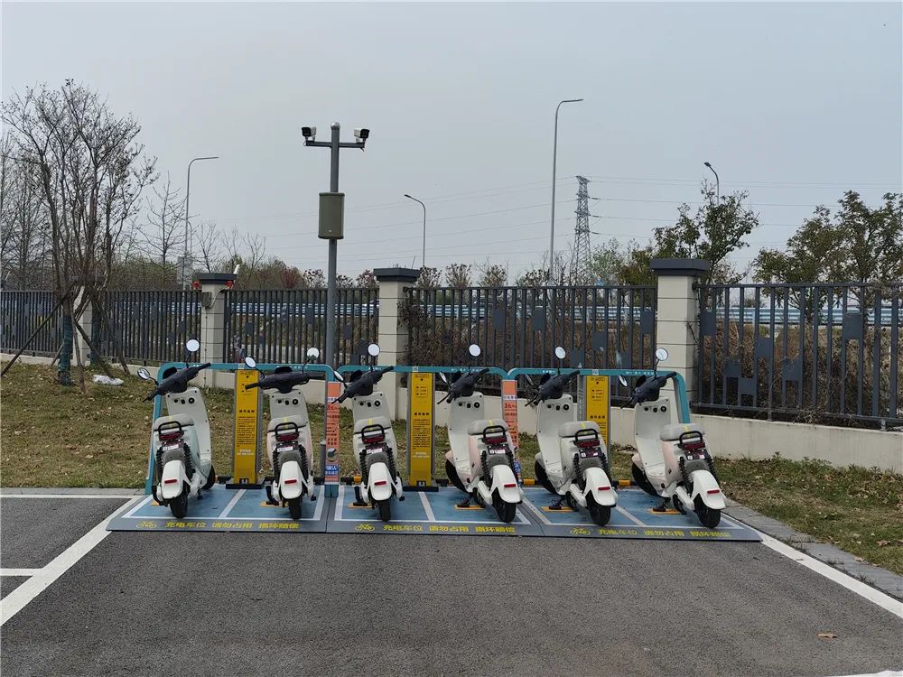 电动车自行车无线充电，两轮车无线充电，电动车无线充电设备，两轮电动车无线充电桩